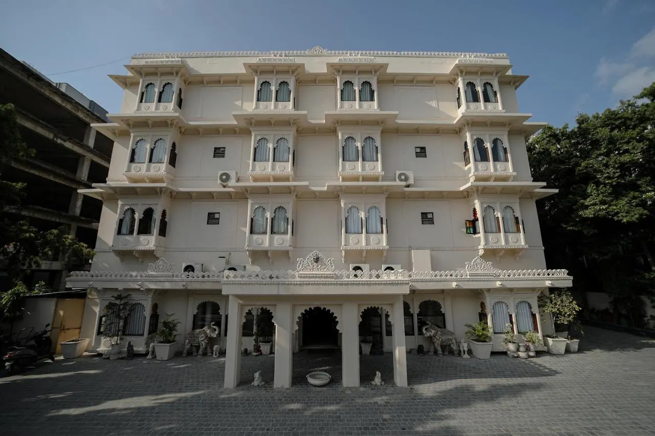 Kaner Bagh A Heritage Boutique Hotel Ουνταϊπούρ 4*,